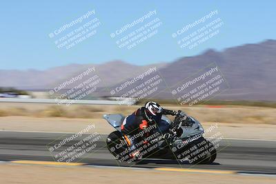 media/Feb-06-2025-Racers Edge (Thu) [[c17ed6f7b1]]/2-B Group/Session 3 (Turn 15 Inside)/